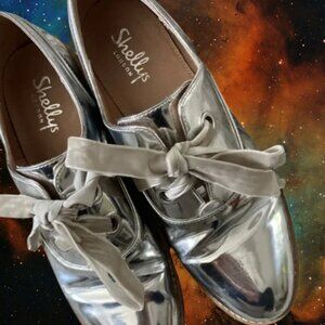 Shelly's of London Womens Silver Mirror Shoes Size 9.5 Never Worn